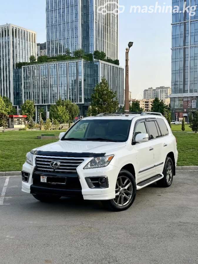 Lexus LX III 570 5.7 AT 4WD