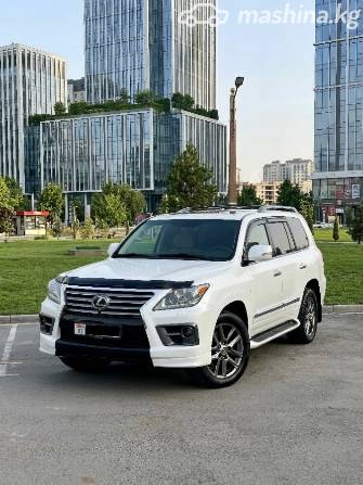 Lexus LX III 570 5.7 AT 4WD