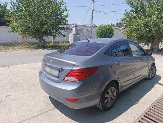 Hyundai Accent IV 1.4 CVT