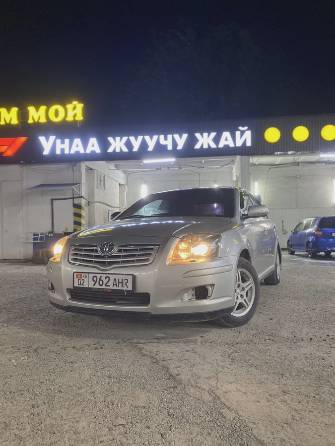 Toyota Avensis II Рестайлинг 1.6 MT