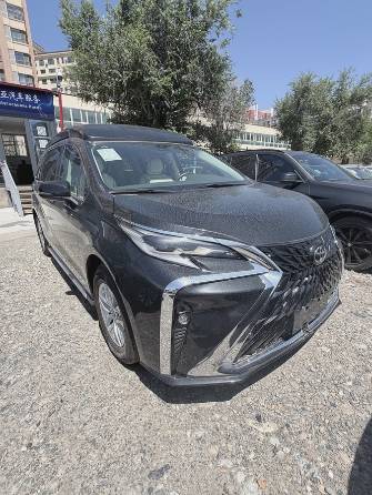 Toyota Granvia XL40 (China Market) 2.5hyb AT