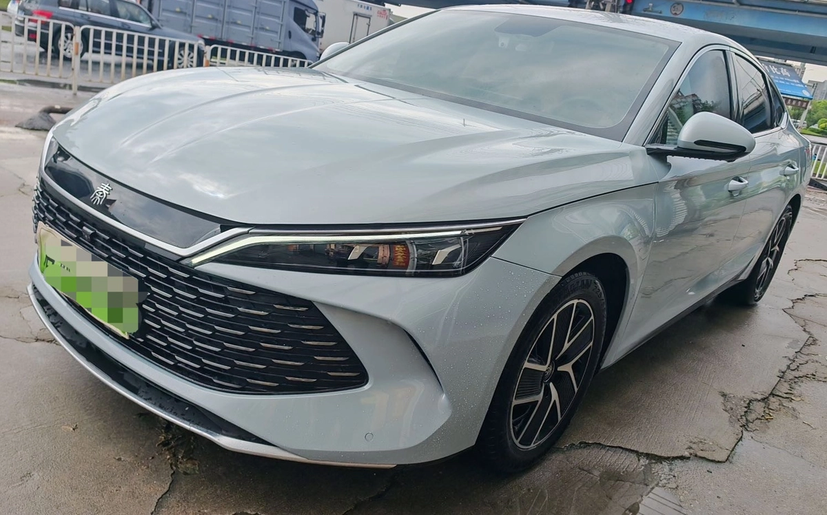 BYD Qin L 1.5hyb AT
