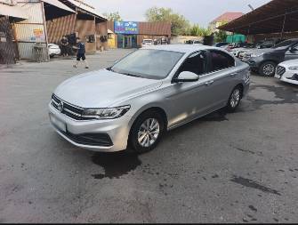 Volkswagen Bora IV 1.5 MT