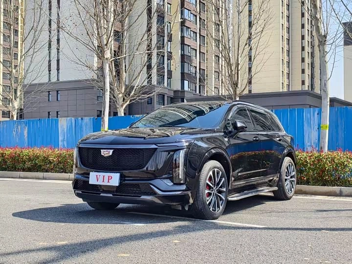 Открыть фото Cadillac XT5 I Рестайлинг 2.0 AT