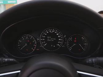 Mazda 3 IV (BP) 1.5 AT