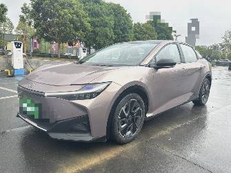 Toyota bZ3 Electro AT