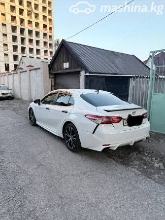 Toyota Camry VIII (XV70) 2.5 AT