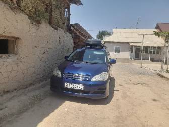 Toyota Avensis Verso 2.0 AT
