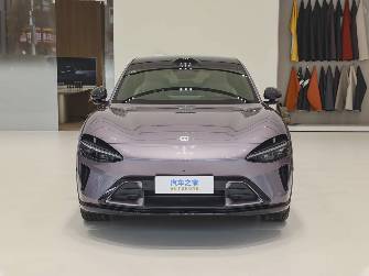 Xiaomi YU7 Electro AT 4WD