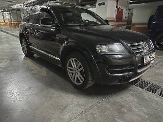 Volkswagen Touareg I 6.0 AT 4WD