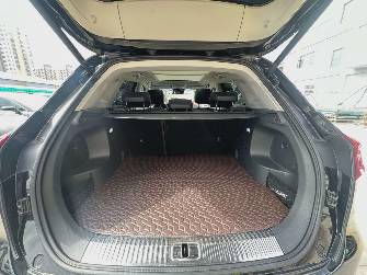 Hongqi HS5 I 2.0 AT