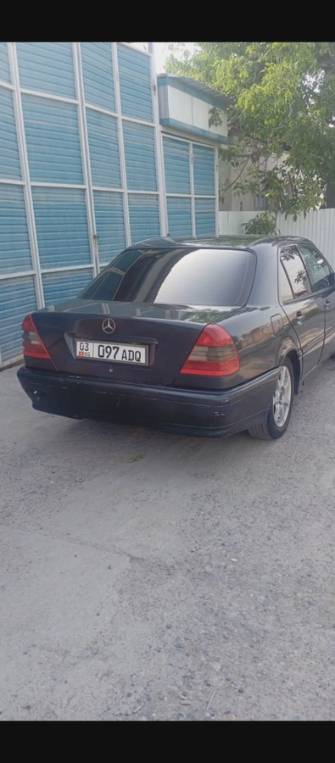 Mercedes-Benz C-Класс I (W202) Рестайлинг 180 1.8 MT