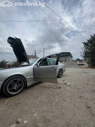 Mercedes-Benz E-Класс II (W210, S210) 240 2.4 MT
