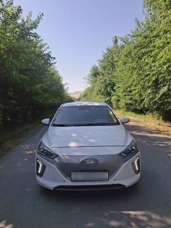 Hyundai IONIQ Electro AT