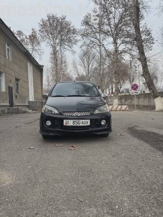Daihatsu YRV I 1.3 MT