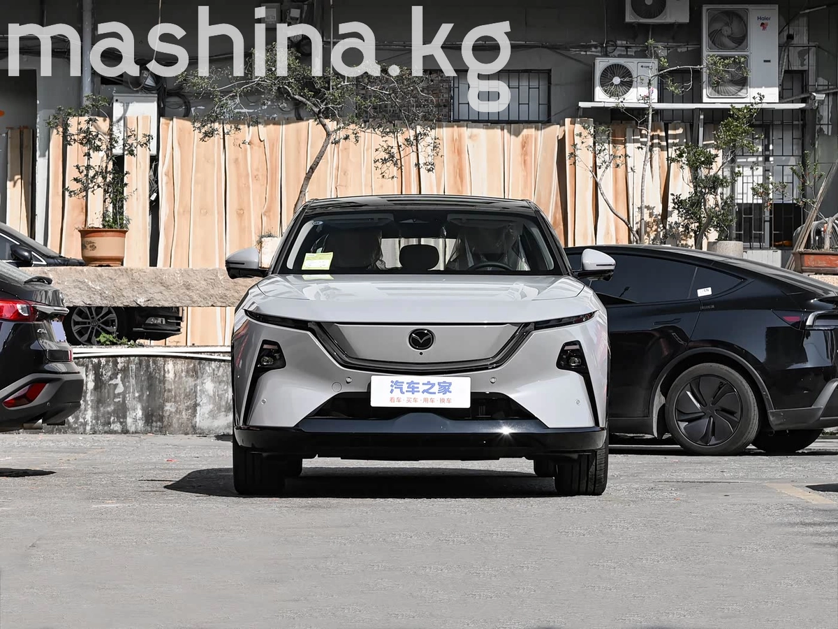 Mazda EZ-60 1.5hyb AT