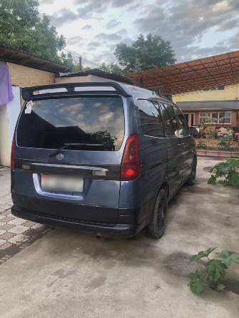 Nissan Serena II (C24) 2.0 CVT