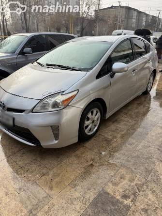 Toyota Prius III Рестайлинг (XW30) 1.8hyb AT