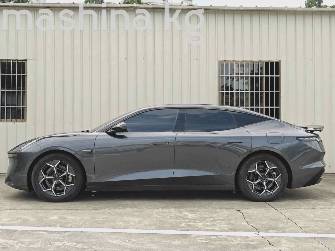 Lynk & Co Z10 95 kWh Electro AT