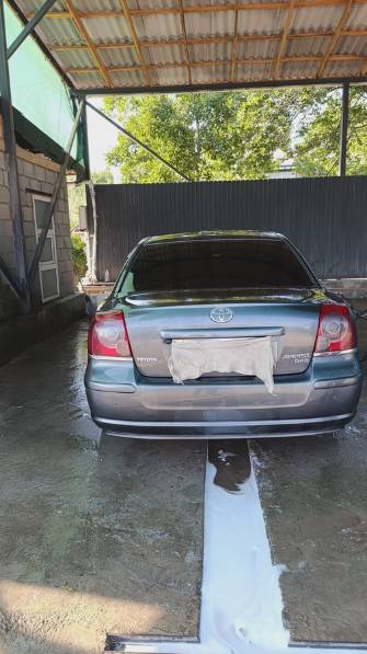 Toyota Avensis II Рестайлинг 2.2d MT
