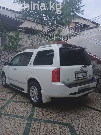 Infiniti QX56 II QX56 5.6 AT 4WD