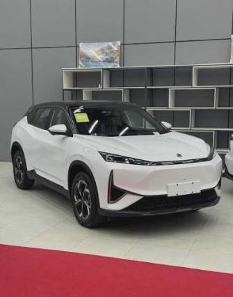 Dongfeng Aeolus E70 43.2 kWh Electro AT