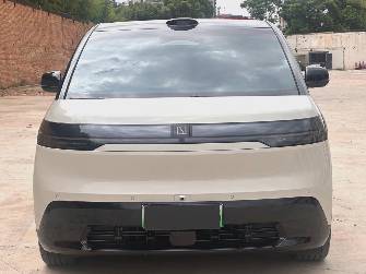 Zeekr Mix Electro AT