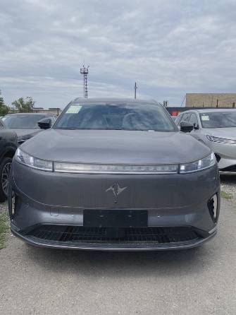 Dongfeng eπ 008 82.28 kWh 1.5hyb AT 4WD