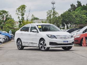 Dongfeng Aeolus E70 52.9 kWh Electro AT
