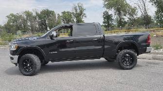 Dodge RAM RAM 1500 V Quad Cab 5.7 AT 4WD