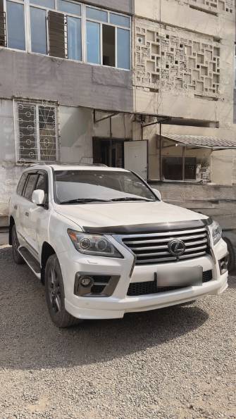 Lexus LX III Рестайлинг 570 5.7 AT 4WD