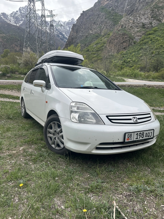 Открыть фото Honda Stream I 2.0 AT
