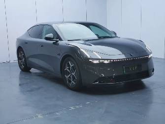 Lynk & Co Z10 95 kWh Electro AT