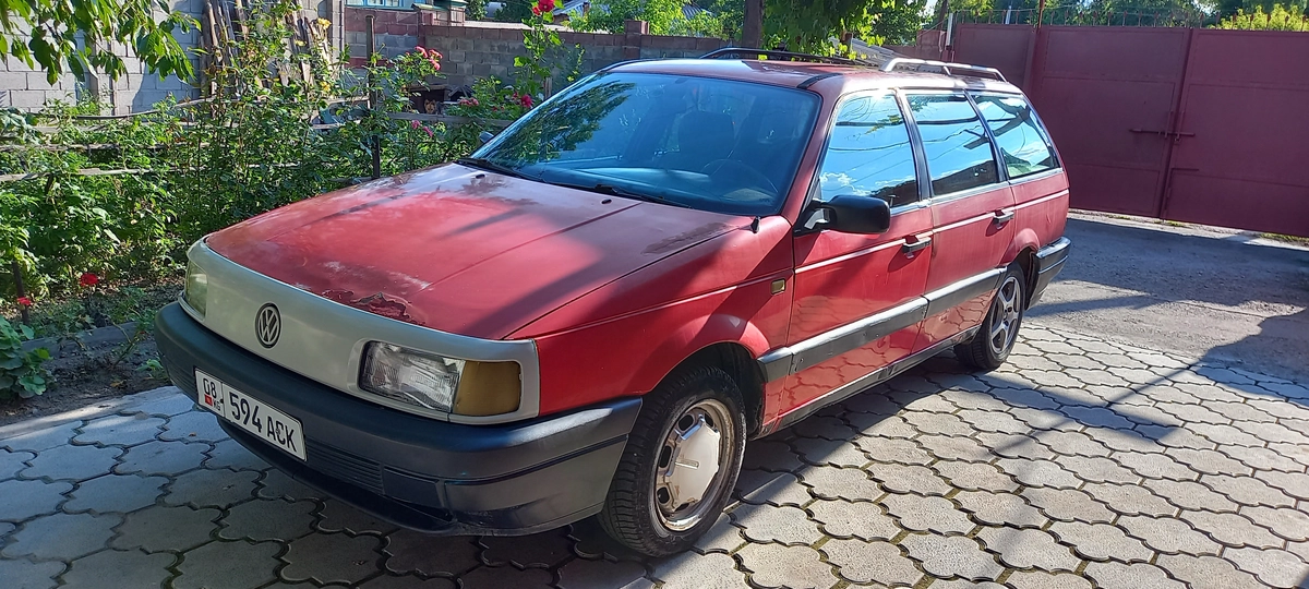 Открыть фото Volkswagen Passat B3 1.8 MT