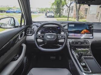 Geely Atlas II 1.5 AMT