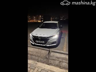 Honda Accord X Рестайлинг 2.0 AT