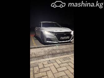 Honda Accord X Рестайлинг 2.0 AT