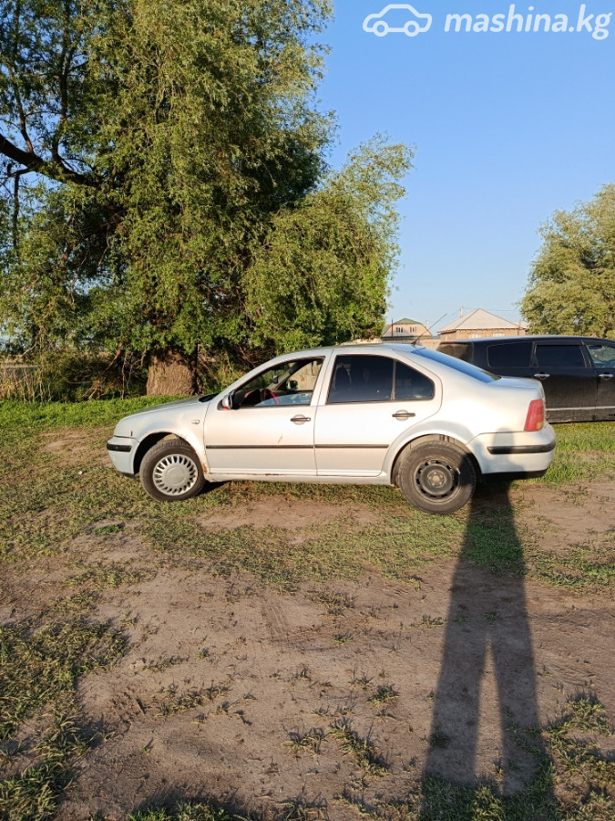 Volkswagen Bora 1.6 MT