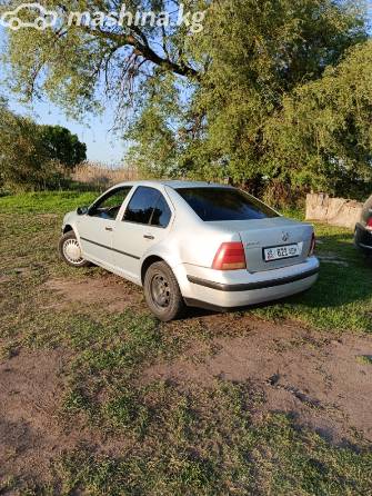 Volkswagen Bora 1.6 MT