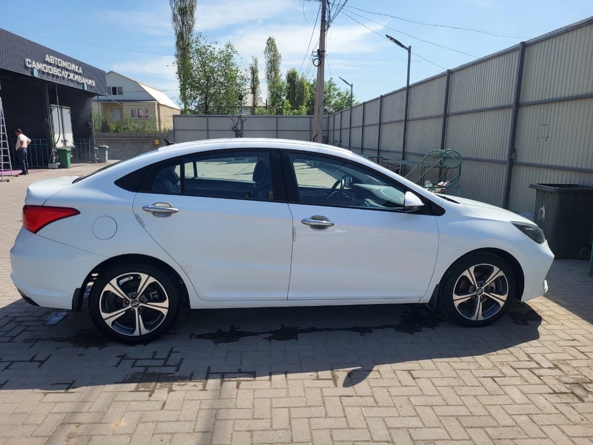 Открыть фото CHERY Arizzo 5 1.5 MT