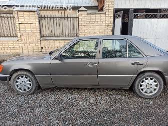 Mercedes-Benz W124 300 3.0d AT
