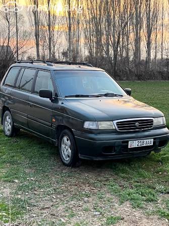 Mazda MPV I (LV) 2.5d MT