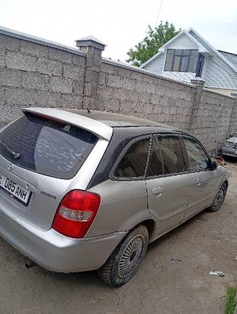 Mazda 323 VI (BJ) 1.5 AT