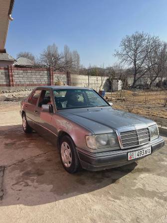 Mercedes-Benz W124 200 2.0 MT