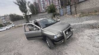 Opel Frontera B 3.2 MT 4WD
