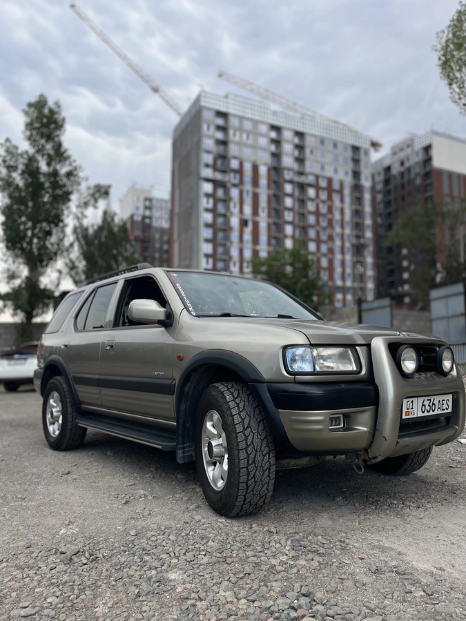 Открыть фото Opel Frontera B 3.2 MT 4WD