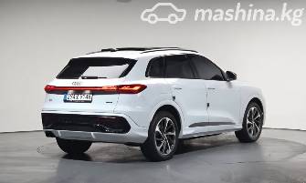 Audi Q5 III 40 TDI 2.0d AMT 4WD