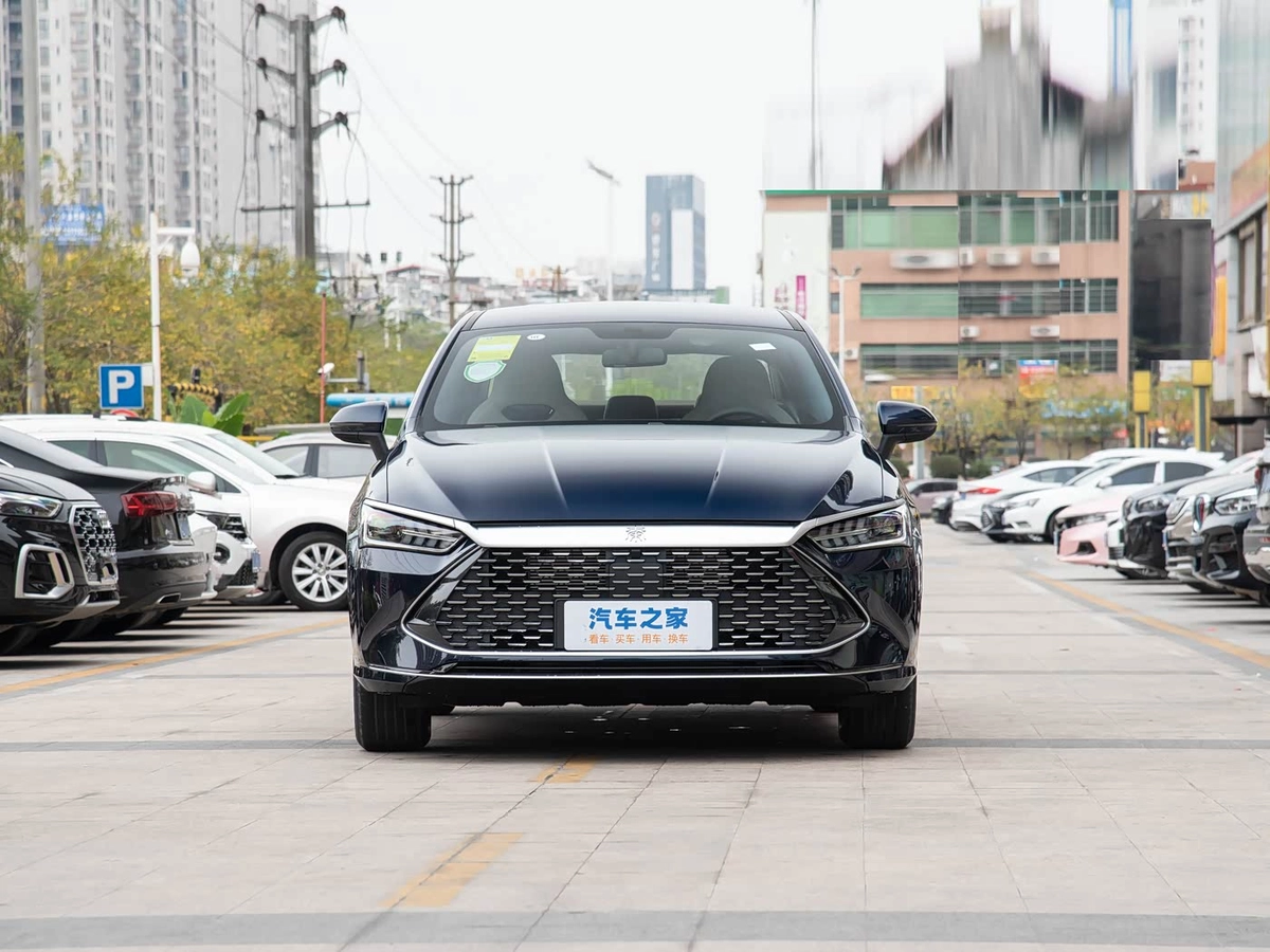 BYD Qin III DM-i 1.5hyb CVT