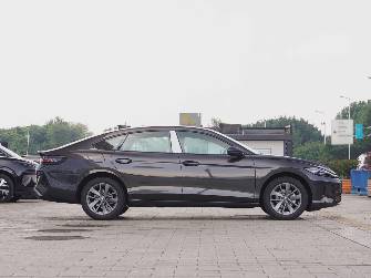 Volkswagen Lamando II 1.4 AMT
