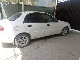 Daewoo Lanos (Sens) 1.5 MT